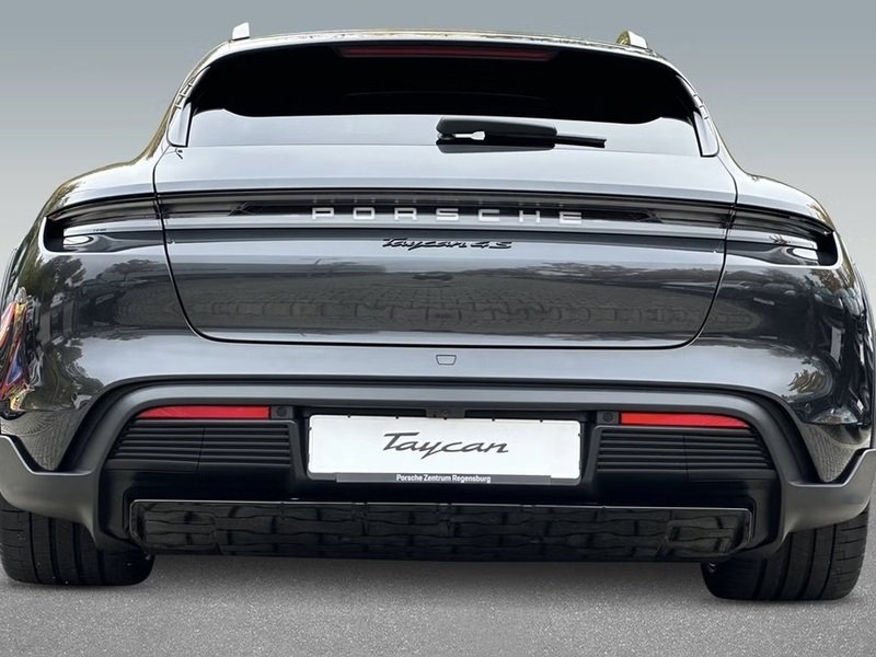 Jízda elektromobilem Porsche Taycan Cross Turismo 4S