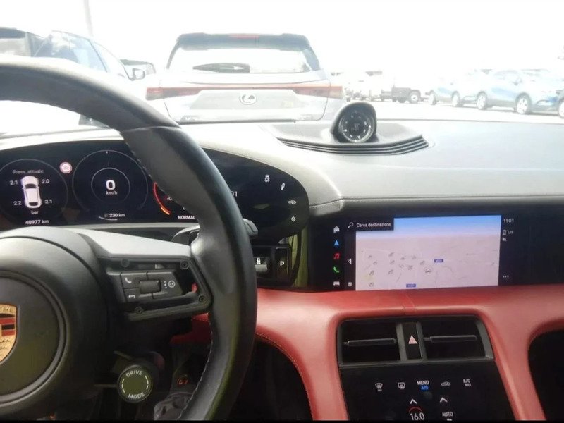 Jízda elektromobilem Porsche Taycan Cross Turismo 4S