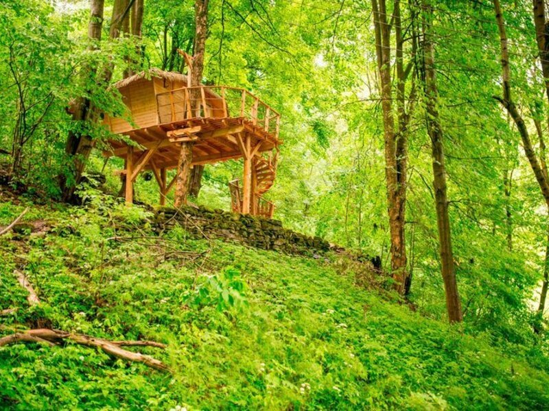 Ubytování v Treehouse pod Ještědem pro 2 + snídaně