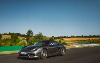 Jízda v Porsche 718 Cayman na polygonu