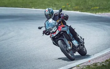 Testovacím jezdcem motocyklů BMW na okruhu Testovacím jezdcem motocyklů BMW na okruhu – dárek a zážitek