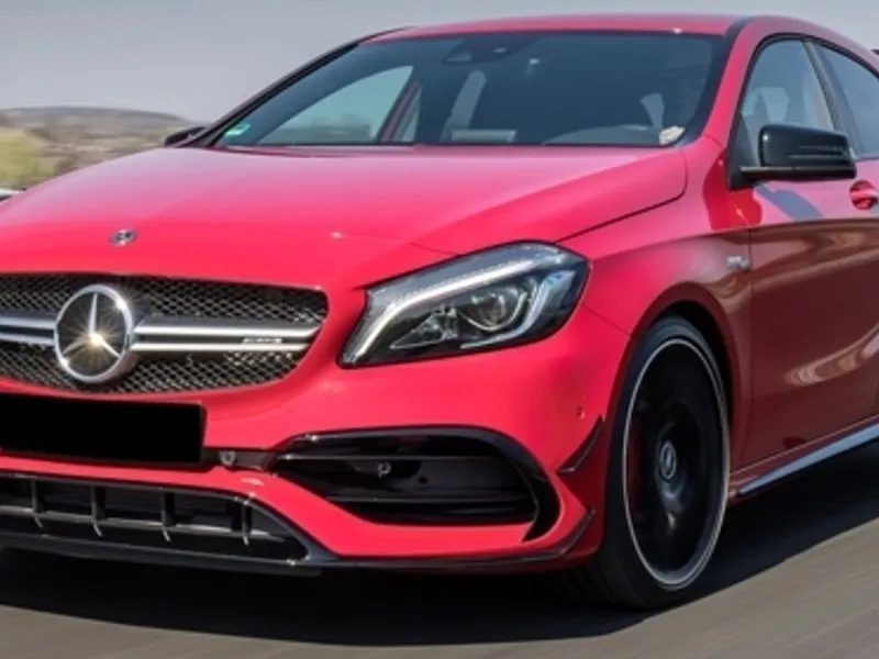 Jízda v Mercedes-Benz A AMG 45 na okruhu Autodrom Most