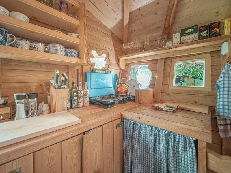 Ubytování v tree housu s vlastní saunou