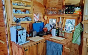 Ubytování v tree housu s vlastní saunou