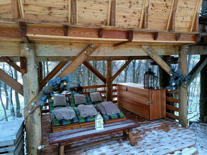 Ubytování v tree housu s vlastní saunou