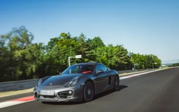 Jízda v Porsche 718 na okruhu Autodrom Most Jízda v Porsche 718 na okruhu Autodrom Most – dárek a zážitek
