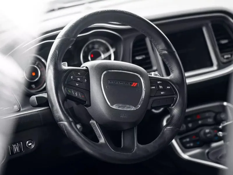 Jízda v Dodge Challenger 2015 Shaker