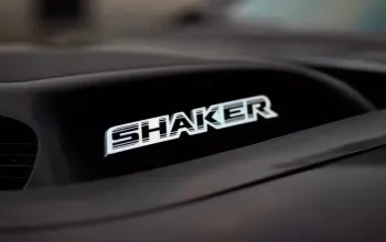 Pronájem supersportu Dodge Challenger 2015 Shaker
