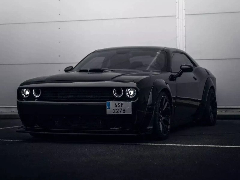 Pronájem supersportu Dodge Challenger 2015 Shaker