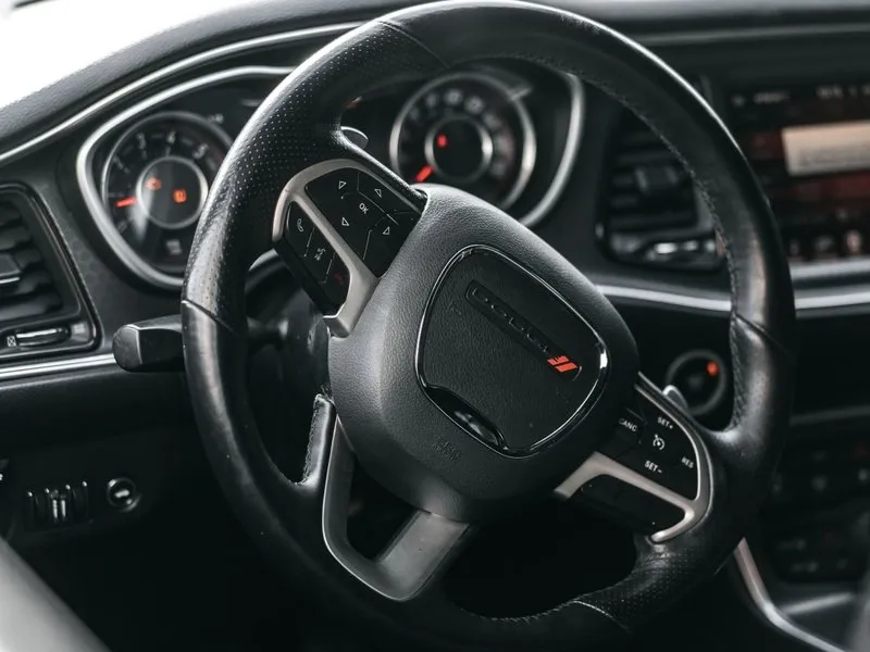 Jízda v Dodge Challenger 2015 Scat Pack