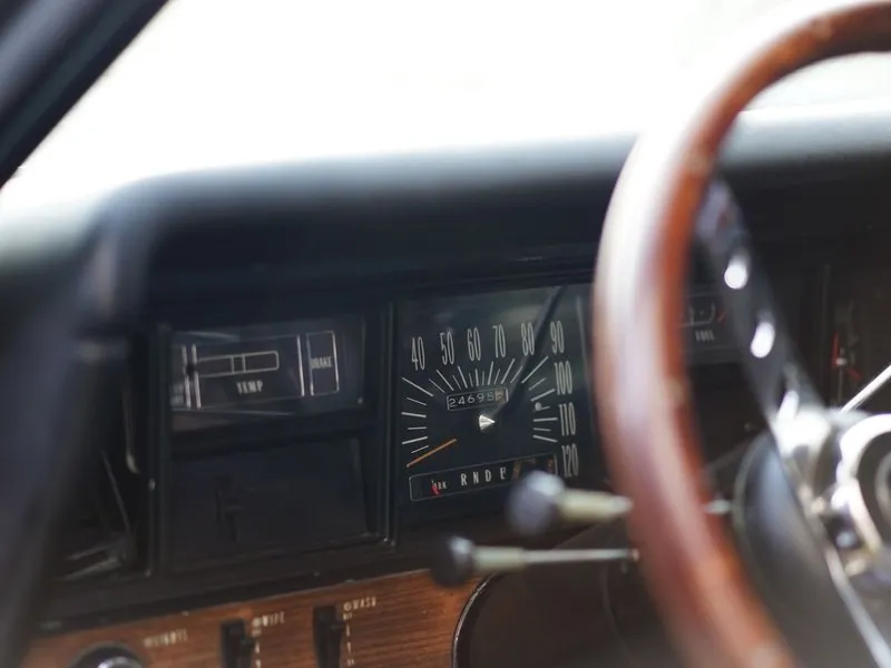 Pronájem veteránu Buick Riviera 1969