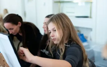 Luxusní brunch s malováním zlatými plátky