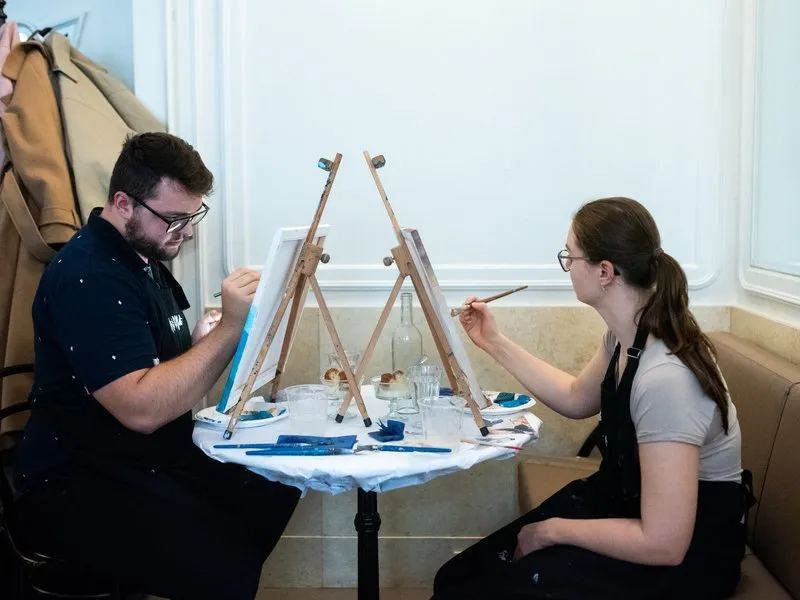 Luxusní brunch s malováním zlatými plátky