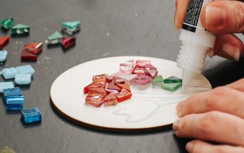 Kreativní kurz: Tvoření mozaiky z keramických střepů a skla