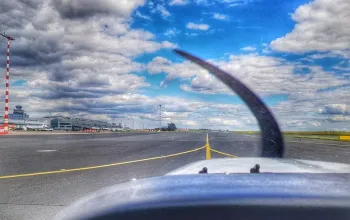 Pilotem letadla na zkoušku: Přistání na letišti Václava Havla