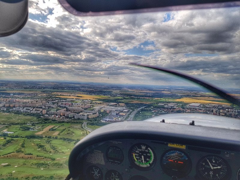 Pilotem letadla na zkoušku: Přistání na letišti Václava Havla