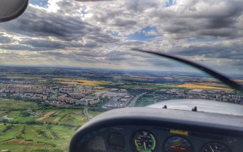 Pilotem letadla na zkoušku: Přistání na letišti Václava Havla