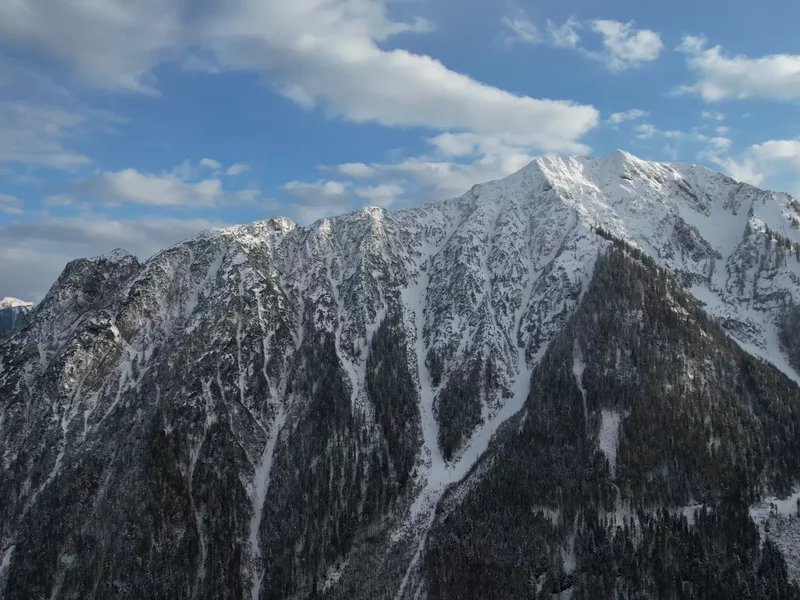 Vyhlídkový let letadlem nad Alpami