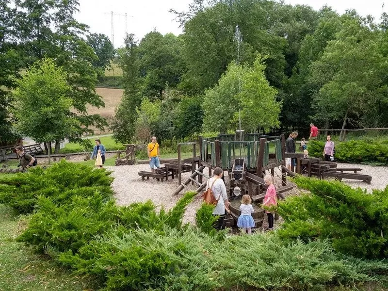 Celodenní vstup do Farmaparku Soběhrdy