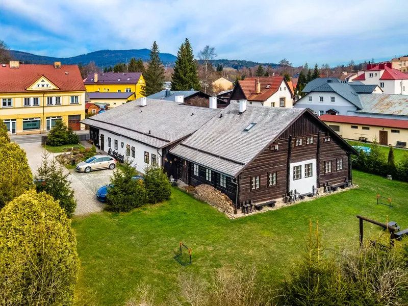 Ubytování v alpské roubence na Šumavě