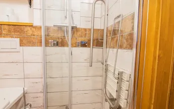Ubytování v alpské roubence na Šumavě