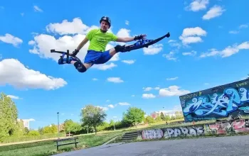 Lekce skákání na skákacích botách A-jump