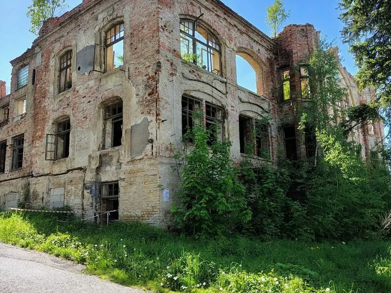 Urbex s průvodcem po Sudetech