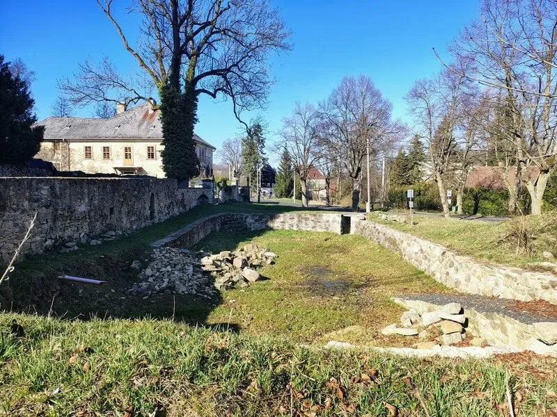 Urbex s průvodcem po Sudetech