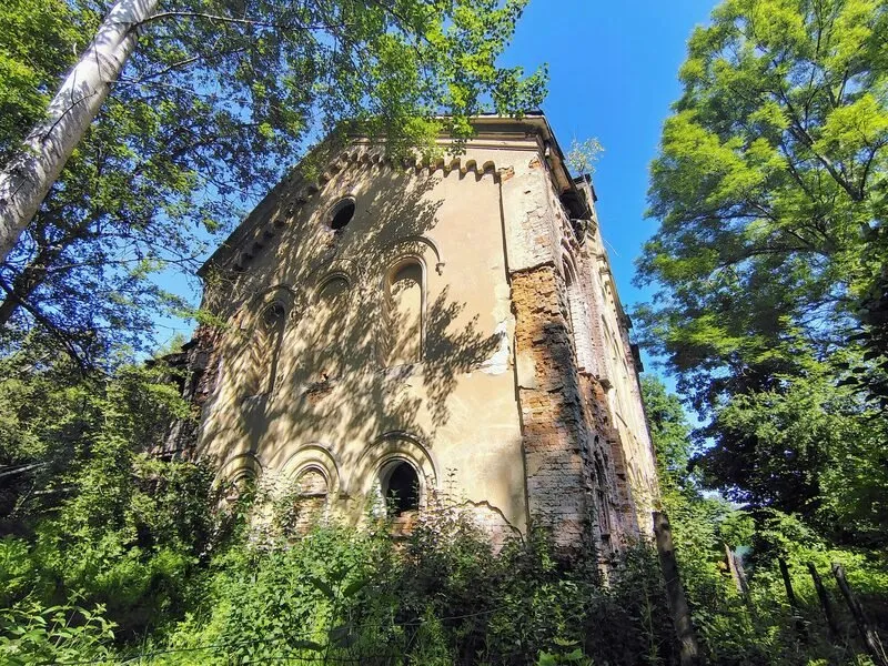 Urbex s průvodcem po Sudetech