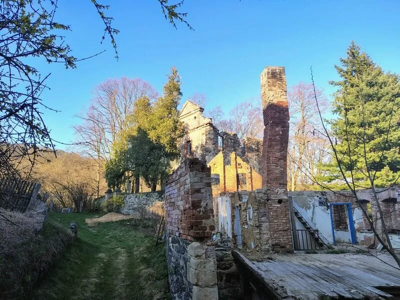 Urbex s průvodcem po Sudetech