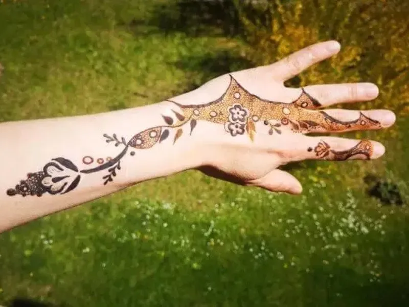 Kreativní kurz malování hennou pro začátečníky