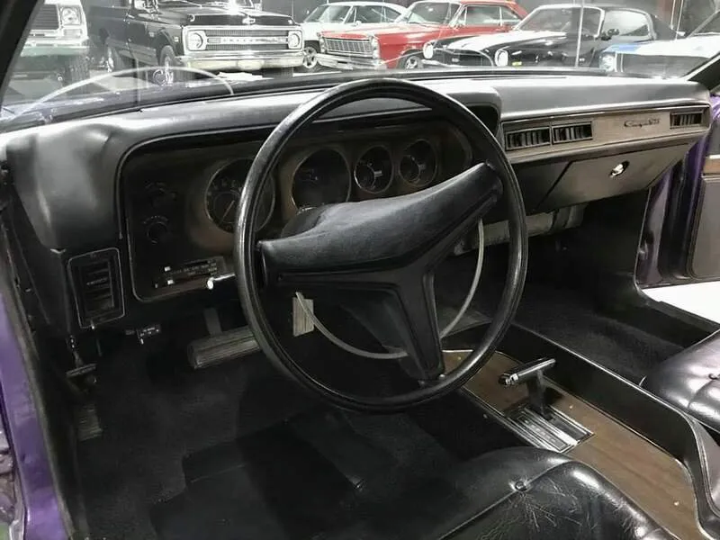 Pronájem supersportu Dodge Charger 1973