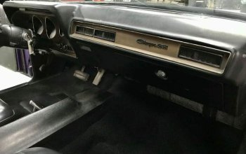 Pronájem supersportu Dodge Charger 1973