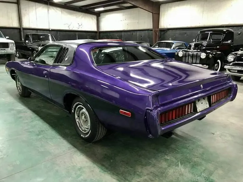 Pronájem supersportu Dodge Charger 1973