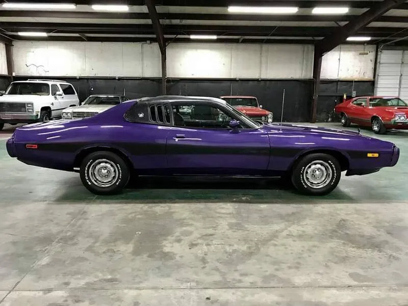 Pronájem supersportu Dodge Charger 1973