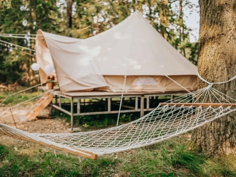 Glamping v Černické oboře