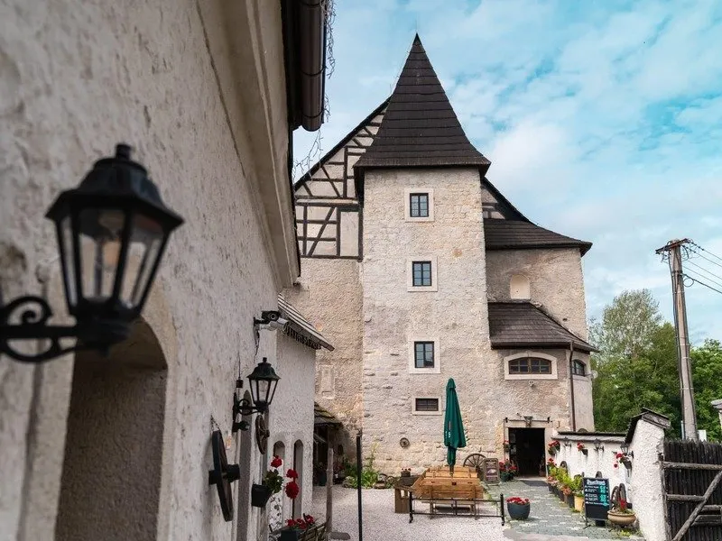 Zážitkový pobyt na hradě Vildštejn se 4chodovou večeří