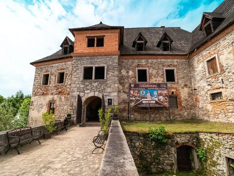 Zážitkový pobyt na hradě Vildštejn se 4chodovou večeří