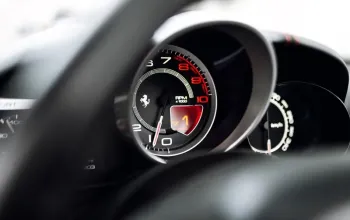 Jízda ve Ferrari California T na Moravě