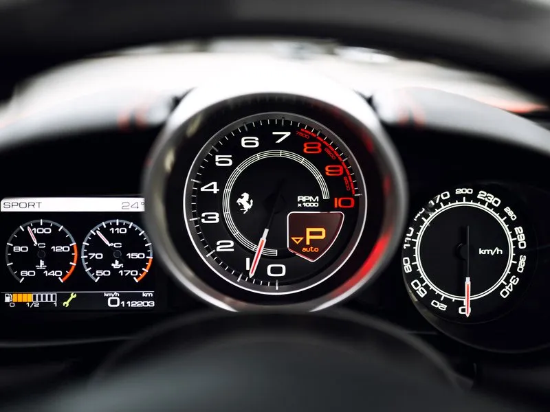Jízda ve Ferrari California T na Moravě