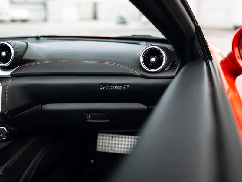 Jízda ve Ferrari California T na Moravě