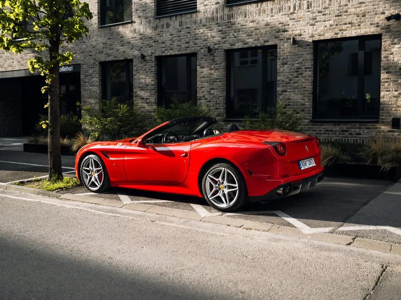 Jízda ve Ferrari California T na Moravě