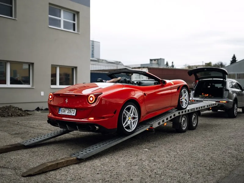 Jízda ve Ferrari California T na Moravě
