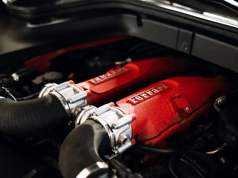 Jízda ve Ferrari California T na Moravě