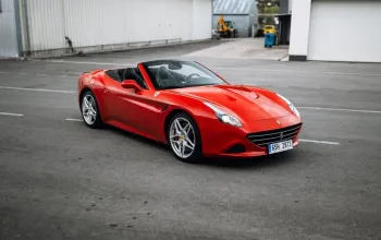 Jízda ve Ferrari California T na Moravě