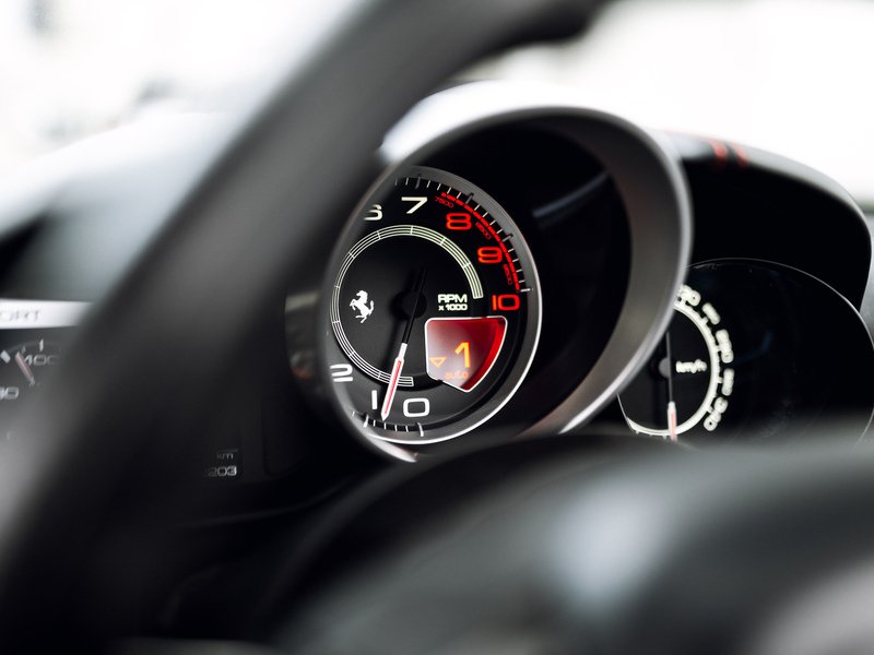 Jízda ve Ferrari California T na Moravě
