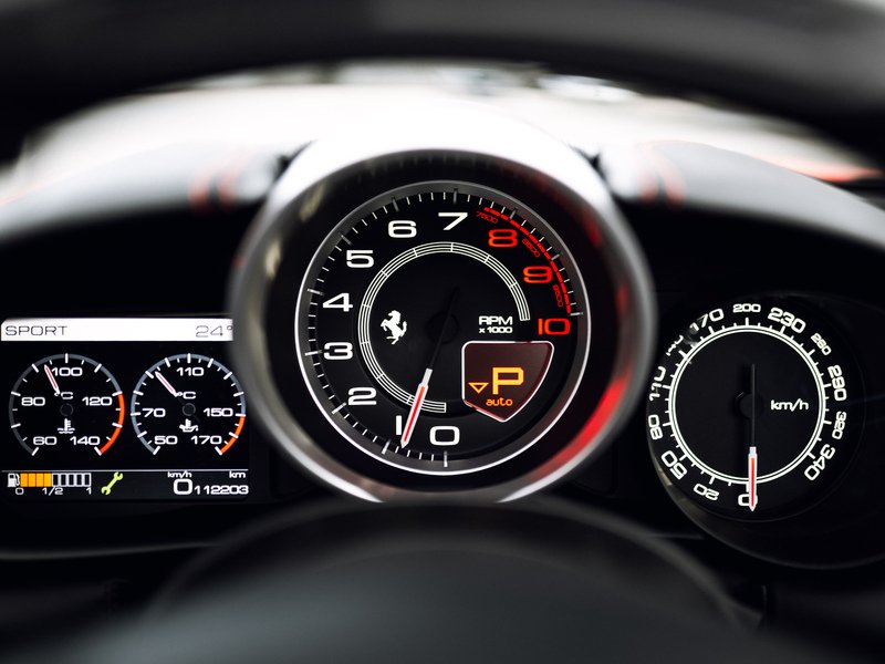 Jízda ve Ferrari California T na Moravě