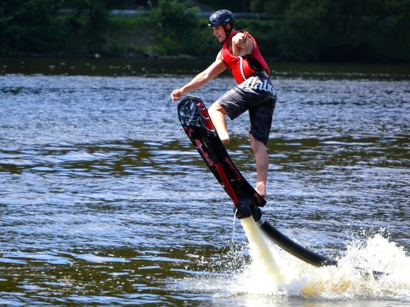 Flyboard, Hoverboard nebo Jetpack: Adrenalinový den na vodě