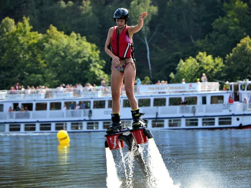 Flyboard, Hoverboard nebo Jetpack: Adrenalinový den na vodě