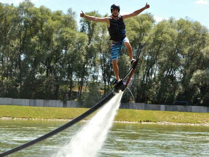 Flyboard, Hoverboard nebo Jetpack: Adrenalinový den na vodě